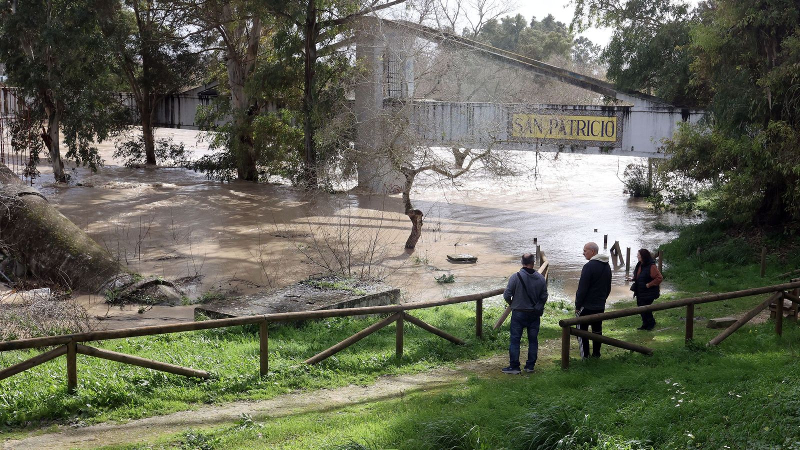 Así afronta la zona rural de Jerez la subida del río Guadalete