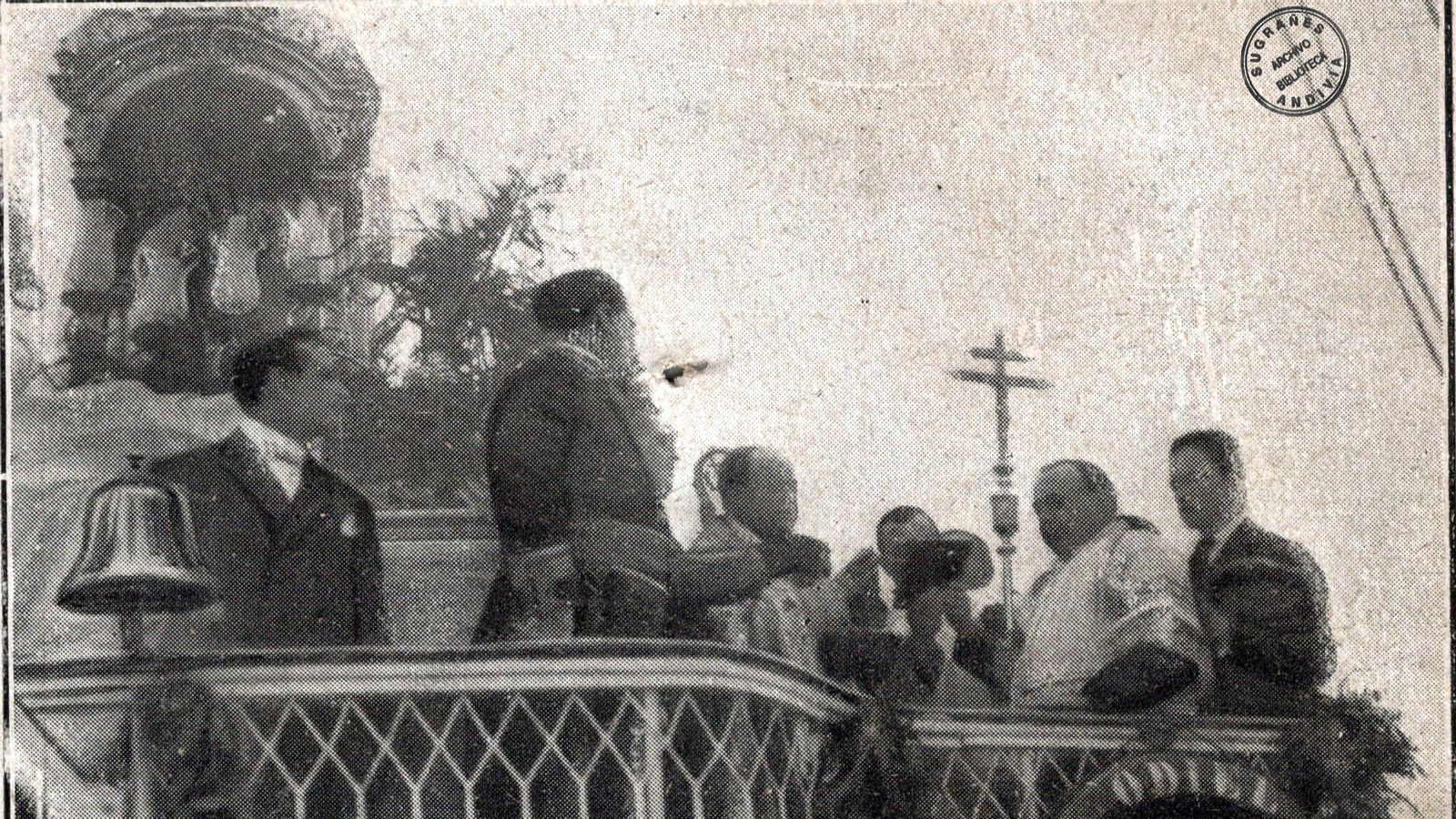 Procesión marítima de la Virgen de la Cinta en 1924.