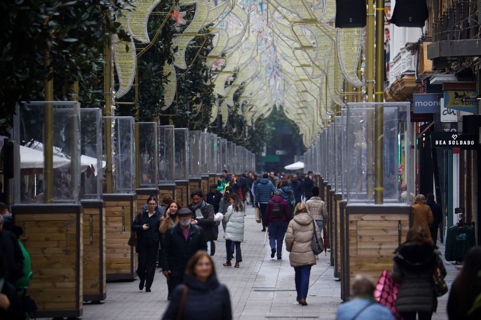 Los cordobeses ultiman las compras de Navidad, en imágenes