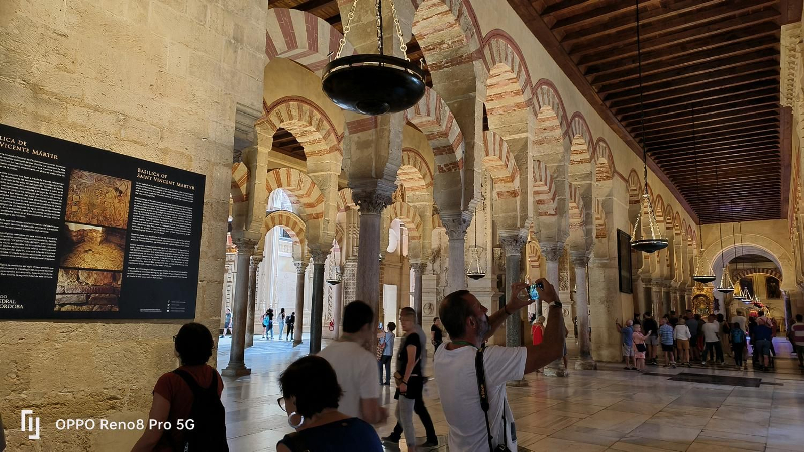 Foto de la Mezquita-Catedral de Córdoba tomada con el Oppo Reno 8 Pro