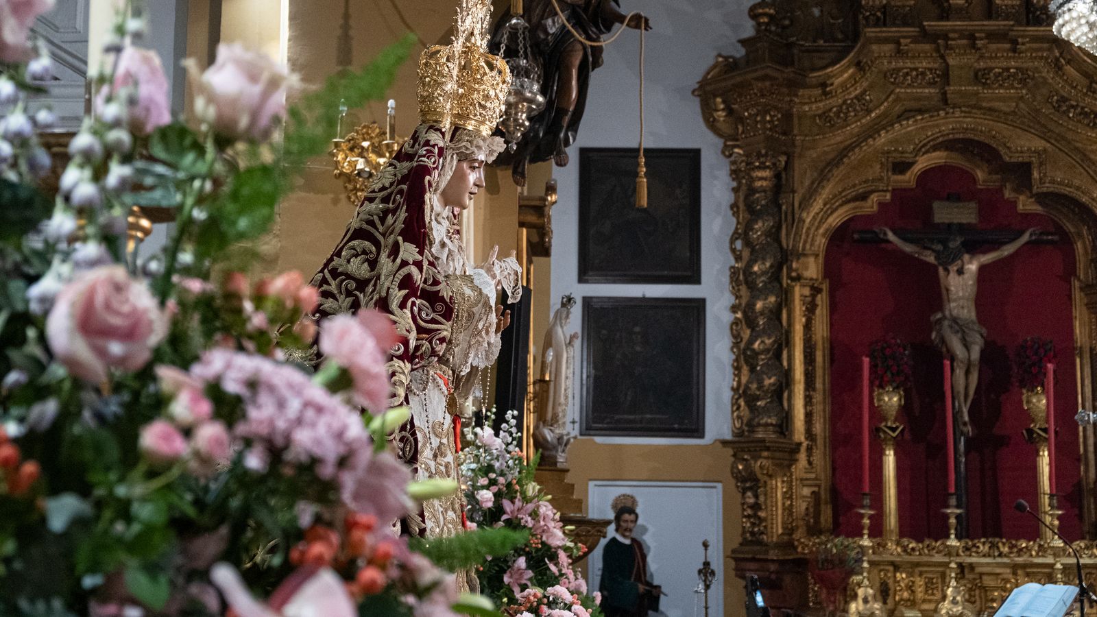 El besamanos a la Virgen de Refugio de San Bernardo, en imágenes
