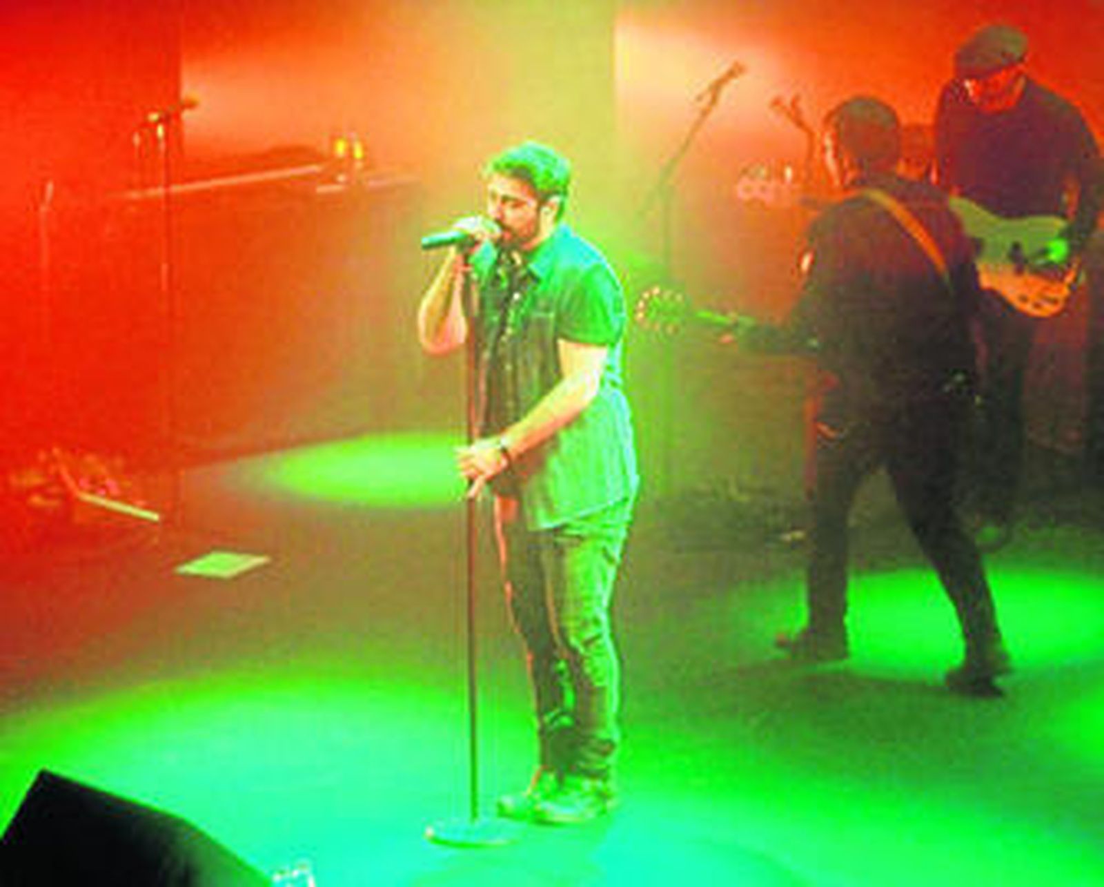 Antonio Orozco estuvo sensacional en el inicio de la nueva gira en el Teatro Auditorio.