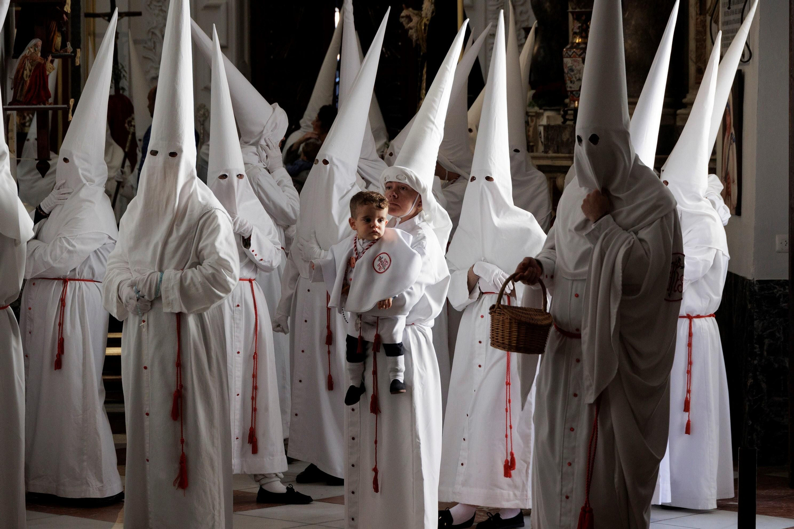 Las imágenes de la salida de la Sagrada Cena de Cádiz en la Semana Santa 2023