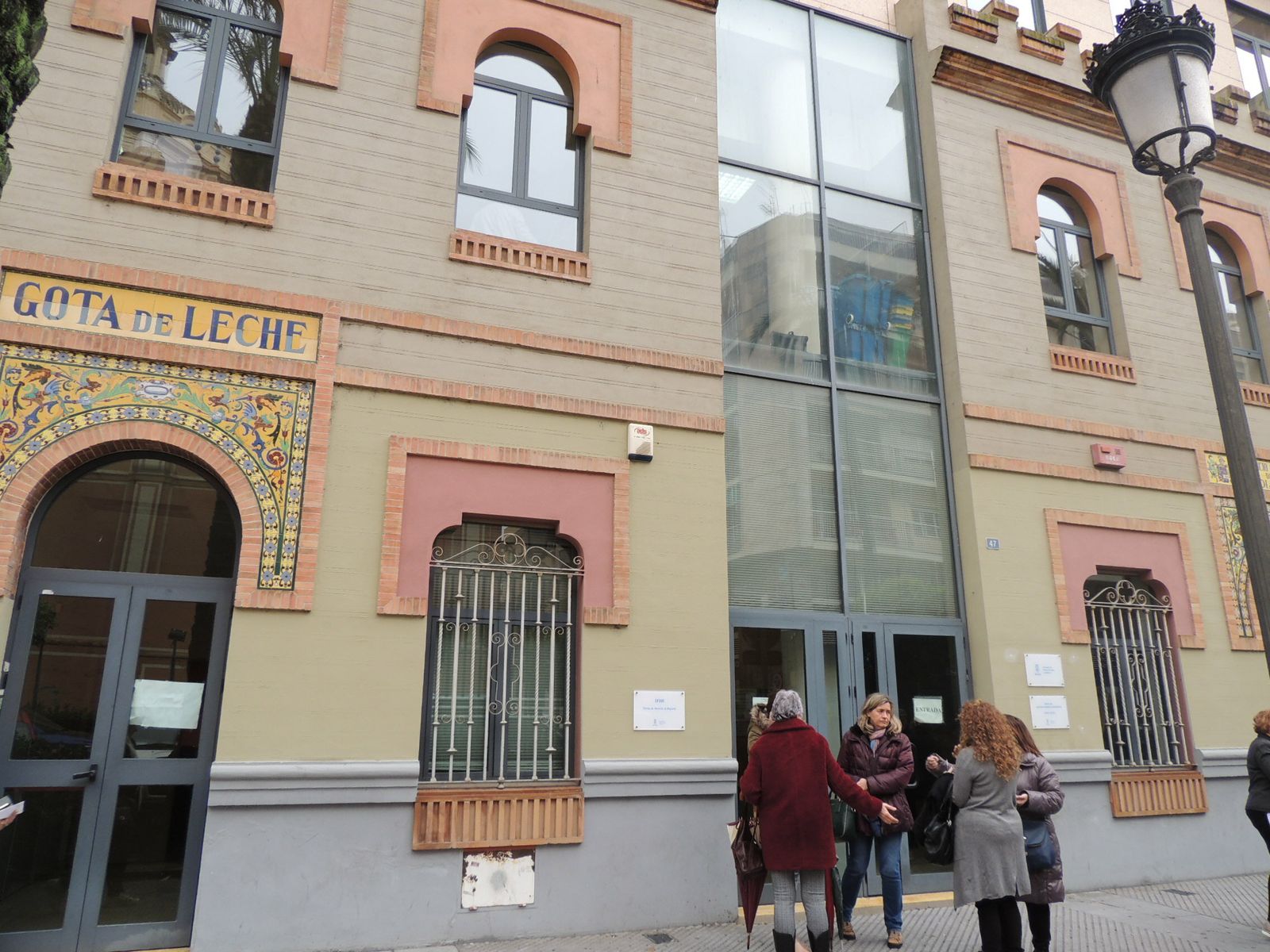 La Gota de Leche acoge las Escuelas de Familias municipales.