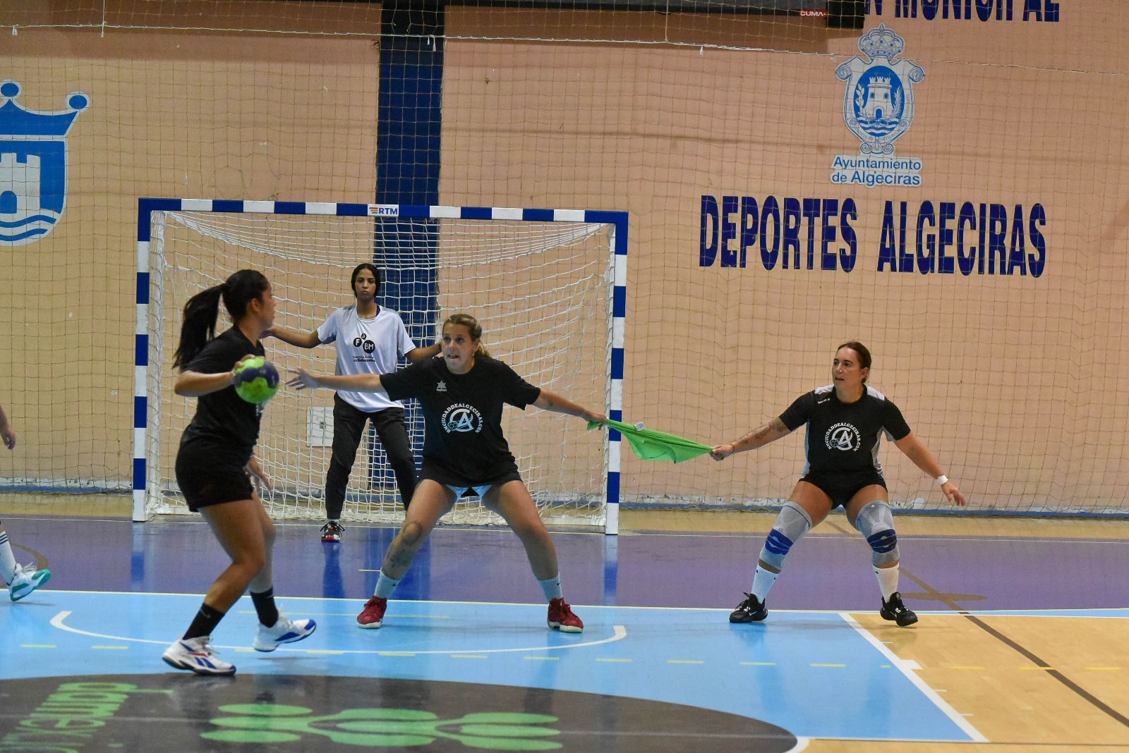 Las fotos del entrenamiento del BM Ciudad de Algeciras femenino