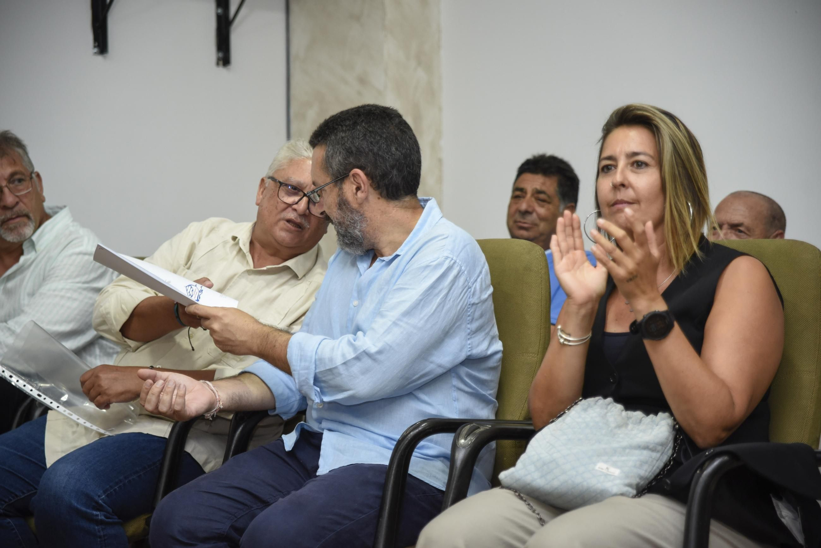 Las fotos de la misa cantada de la iglesia evangélica Ebenezer de La Línea