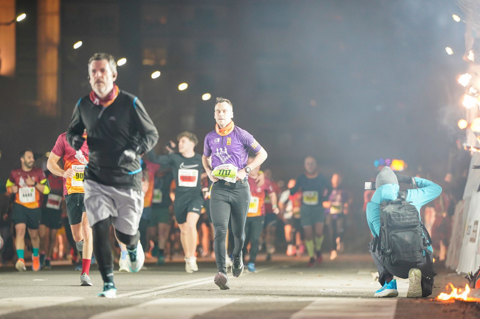 En imágenes: búscate en tu llegada a meta de la Carrera de San Antón 2026 (9)