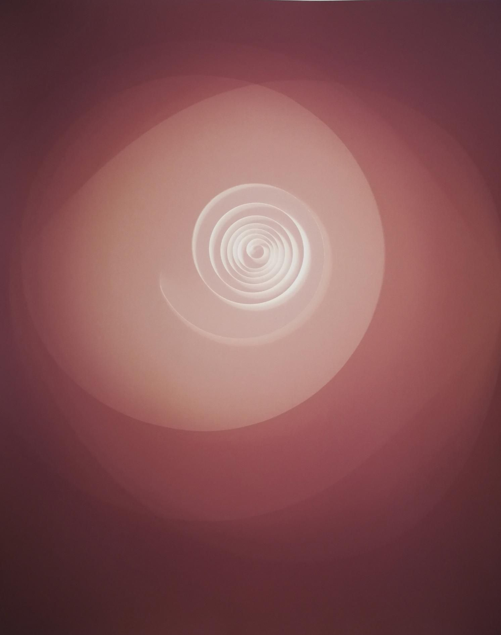 Laura Brinkmann, 'Comienzo de espiral', 2022. Papel gelatina de plata.