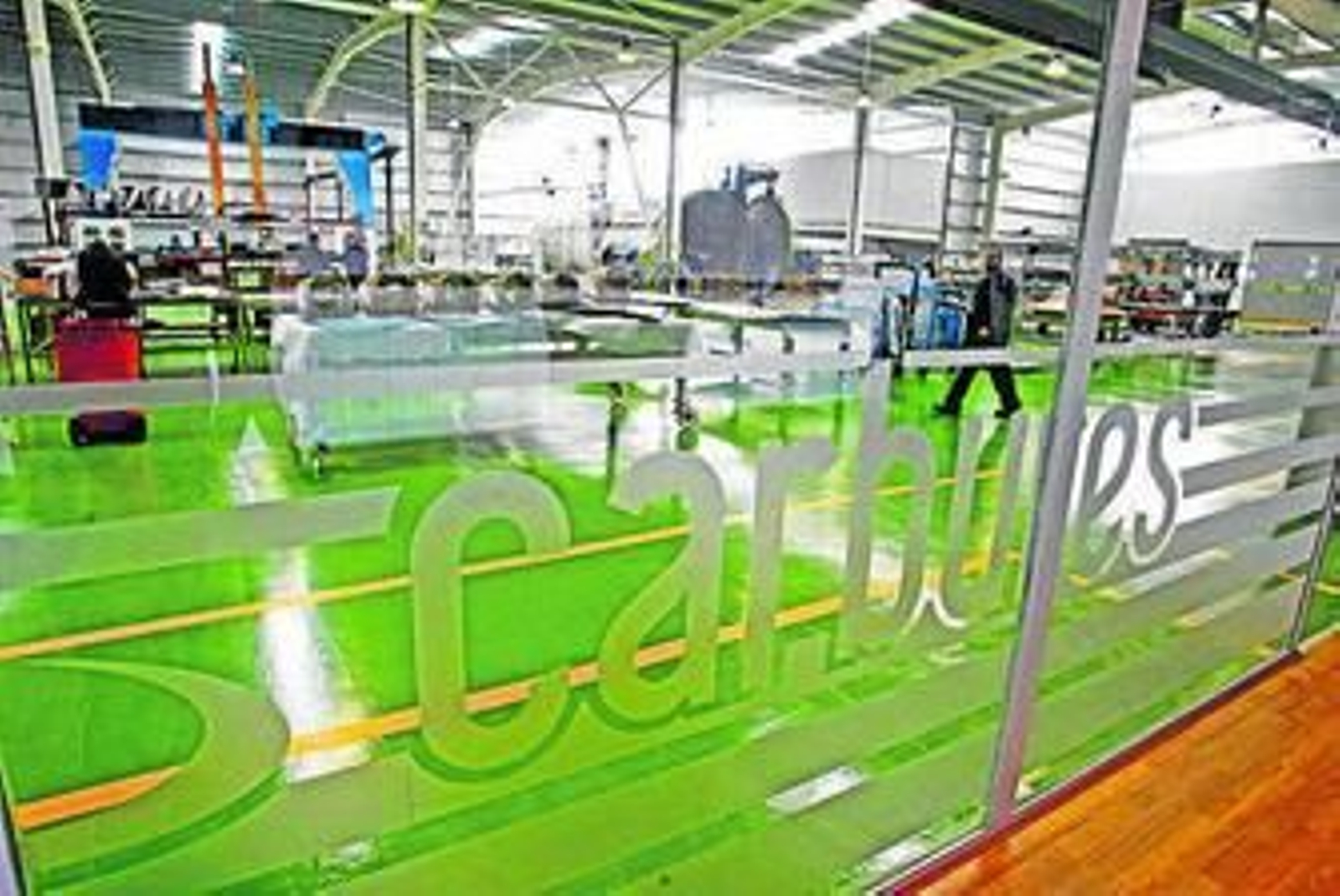 Panorámica de las instalaciones de Carbures en Jerez.