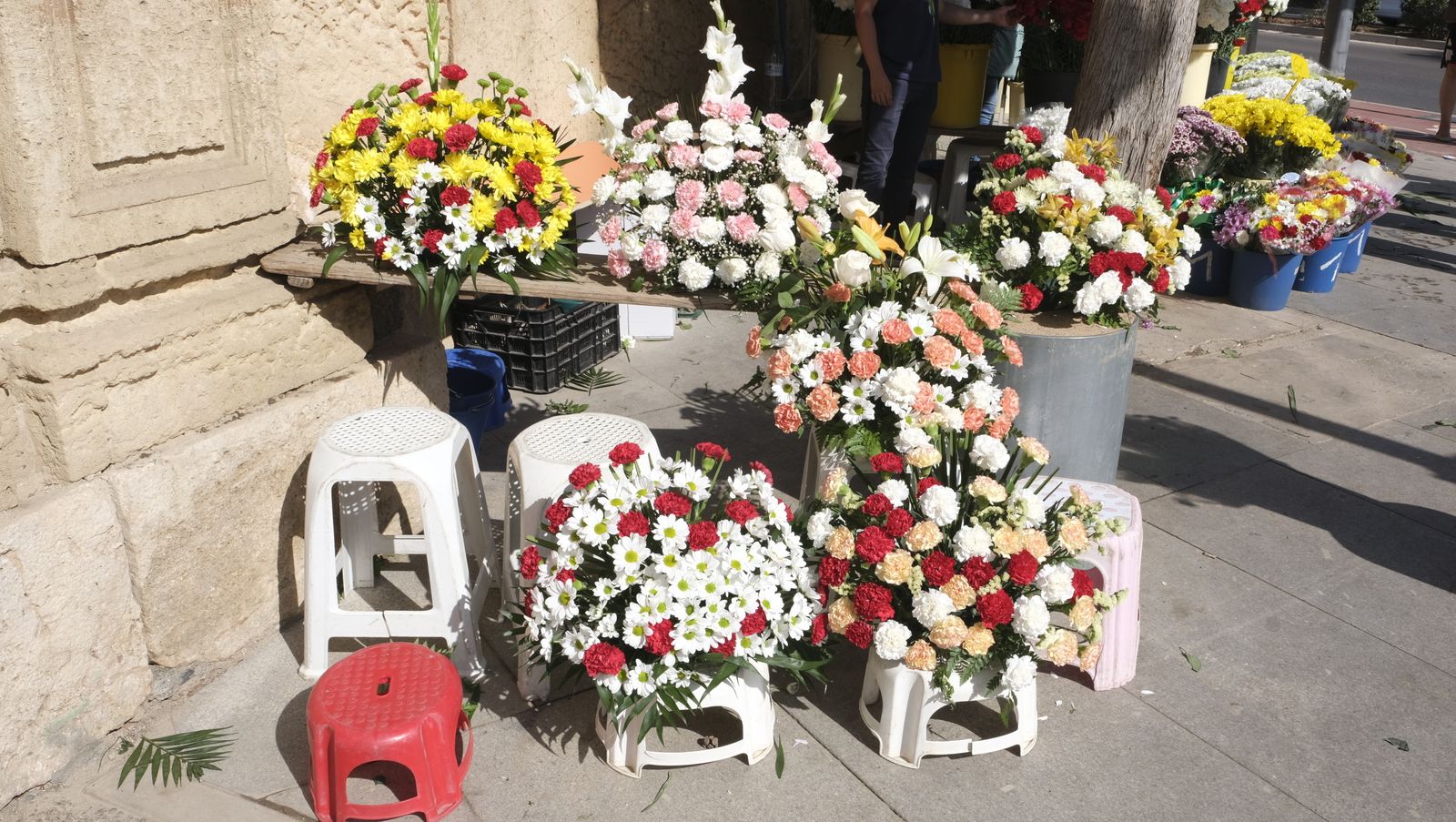 Imágenes del Día de Todos los Santos en el Cementerio de San José de Almería