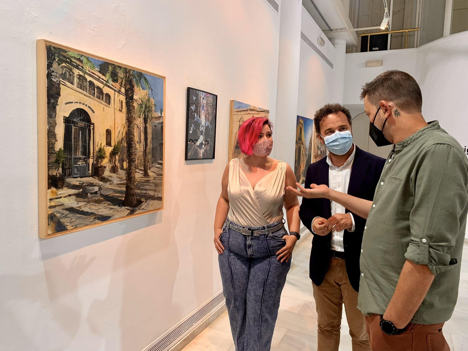 Imagen de la apertura de la muestra ‘Paisajes para princesas’.