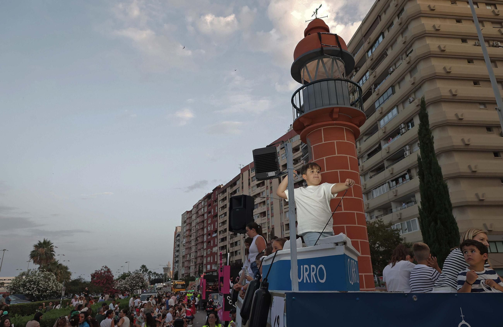 Búscate en las fotos de la cabalgata de la Feria Real de Algeciras 2025