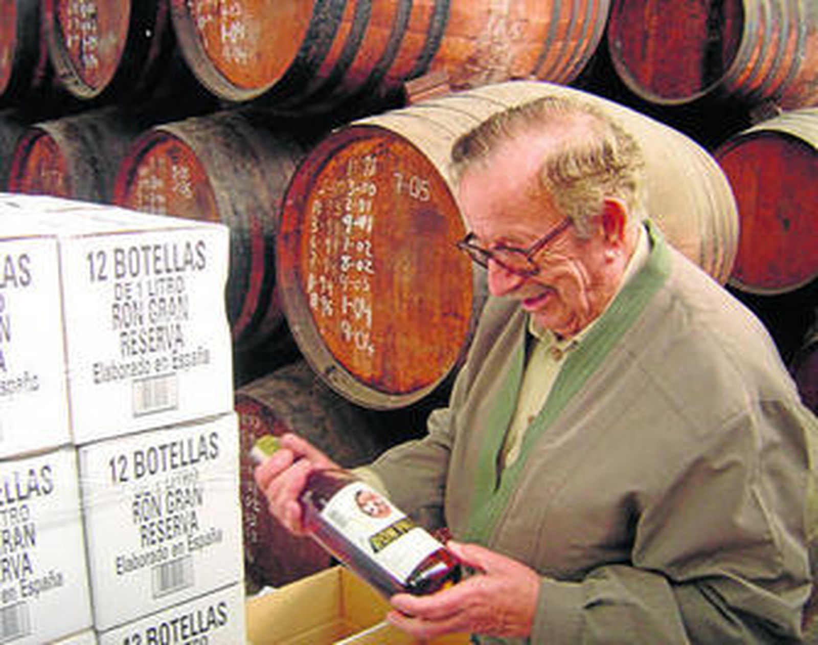 Francisco Montero en la bodega en una imagen de archivo.