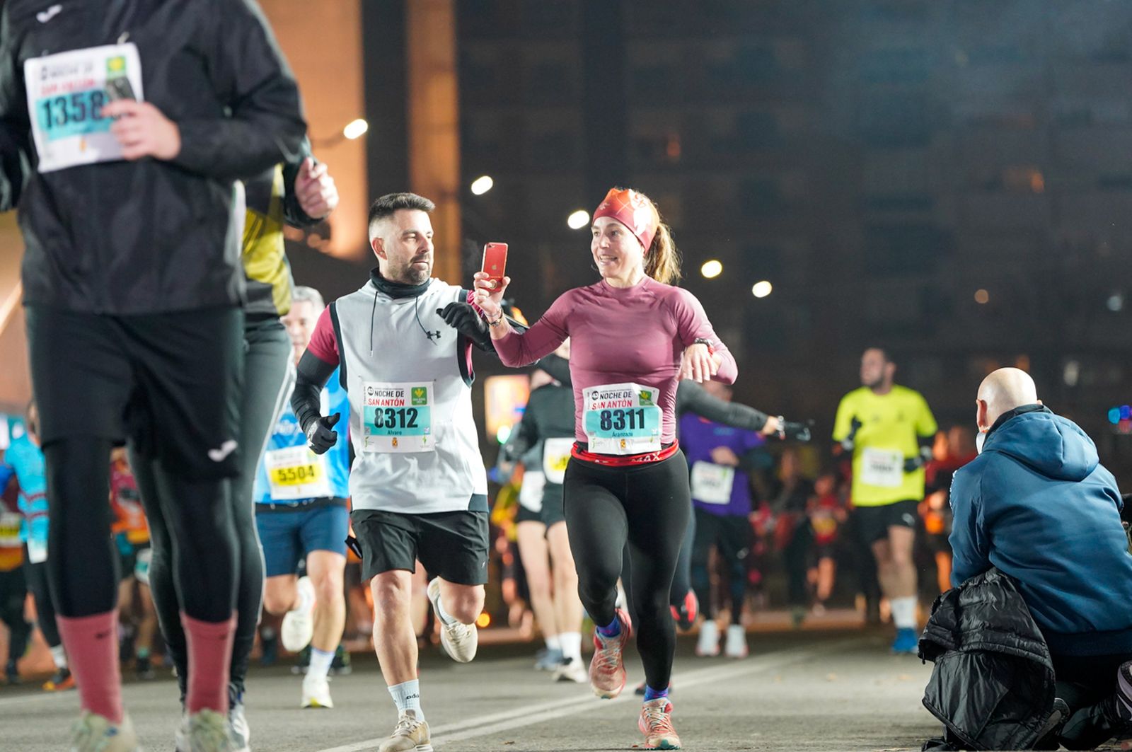 En imágenes: búscate en tu llegada a meta de la Carrera de San Antón 2026 (14)