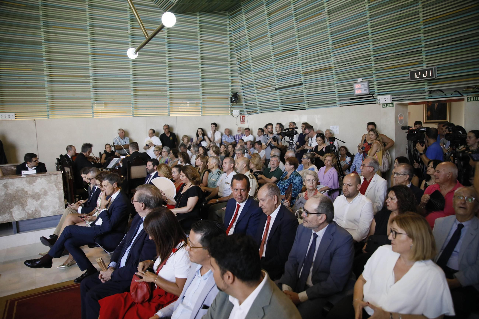 Placa de memoria histórica en el monumento de los coloraos, en imágenes