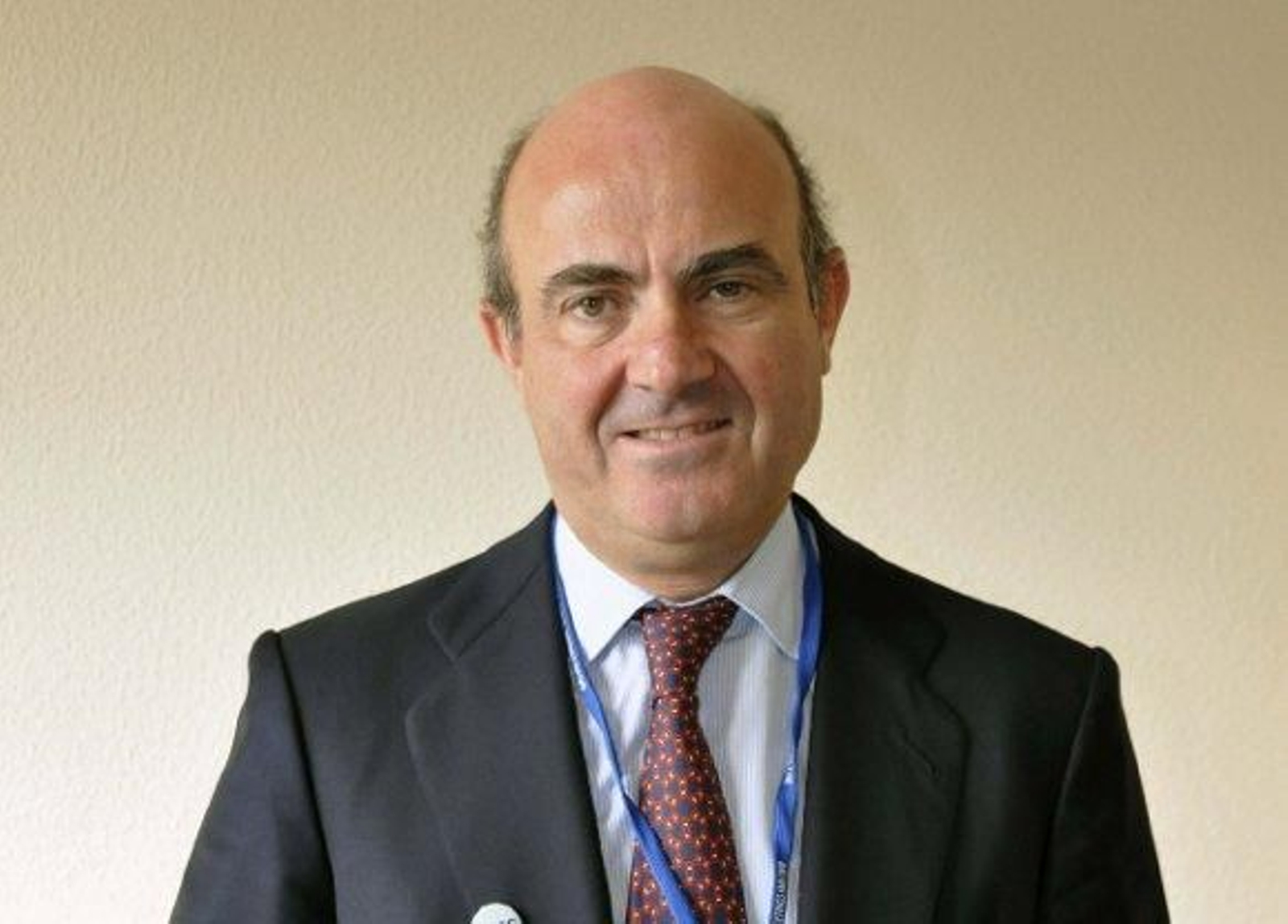 De Guindos pide a Cataluña que no confunda prioridades porque "lo fundamental es salir de la crisis juntos"