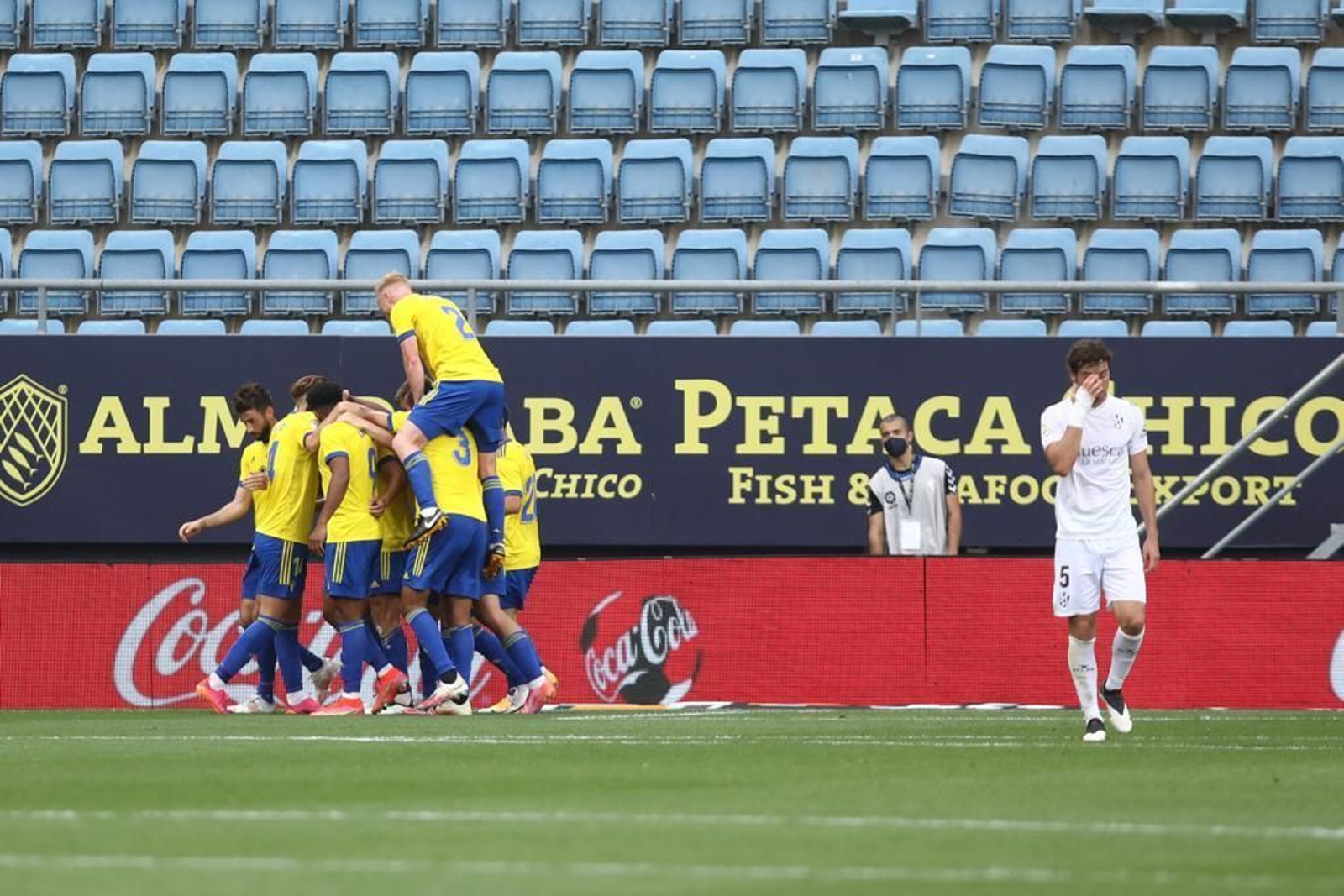 Las imágenes del Cádiz-Huesca