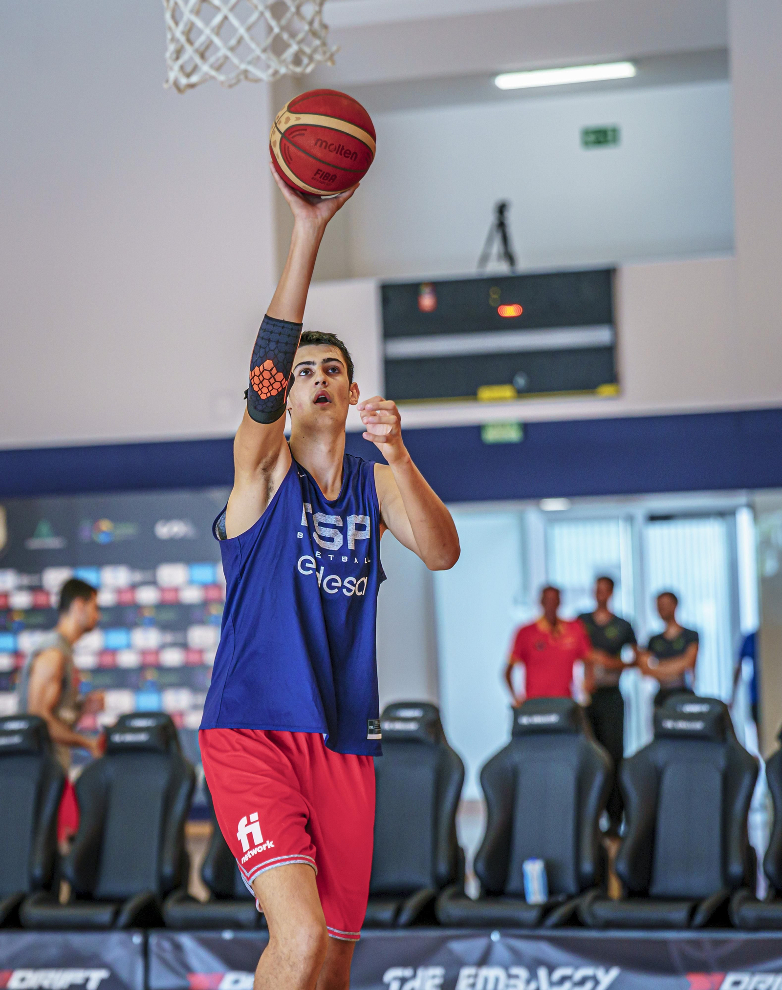 Sesión de la selección española en The Embassy