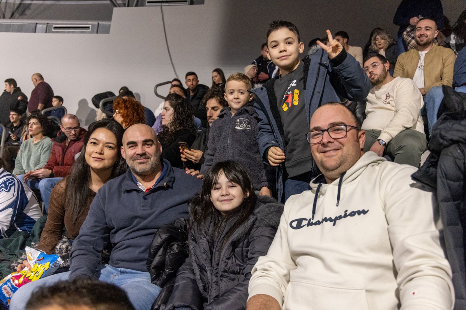 En imágenes: el Olivo Arena vibra con piruetas y motor en estado puro en el Soloflow Freestyle (2)