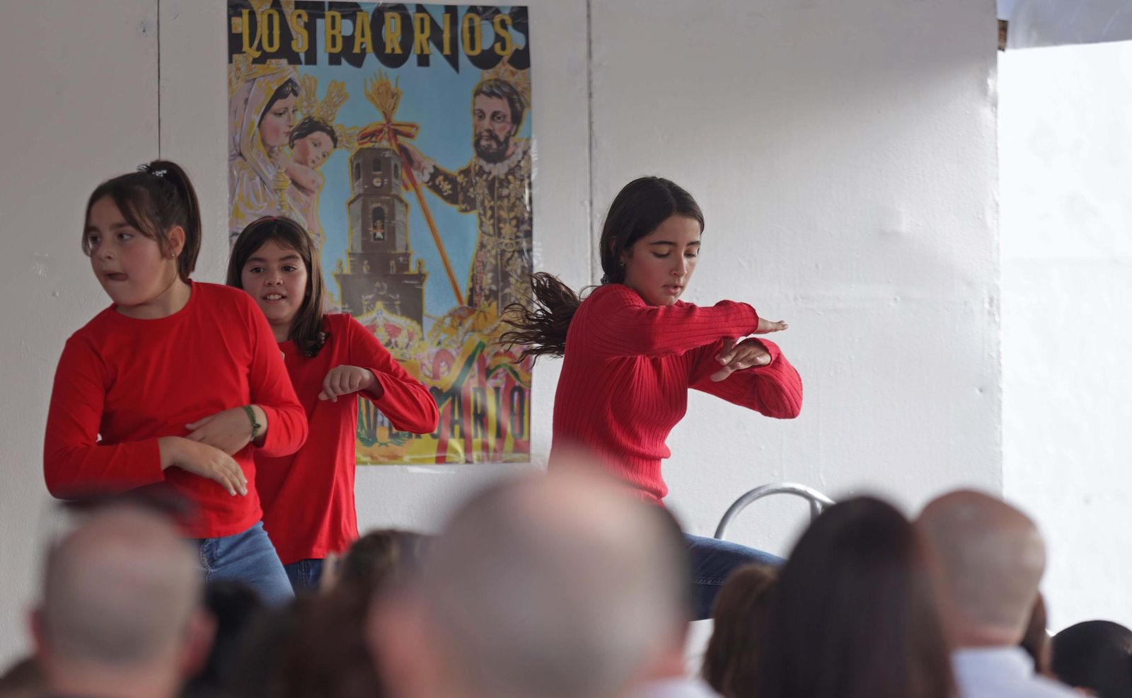 Búscate en las fotos de la Olla de San Isidro en Los Barrios .