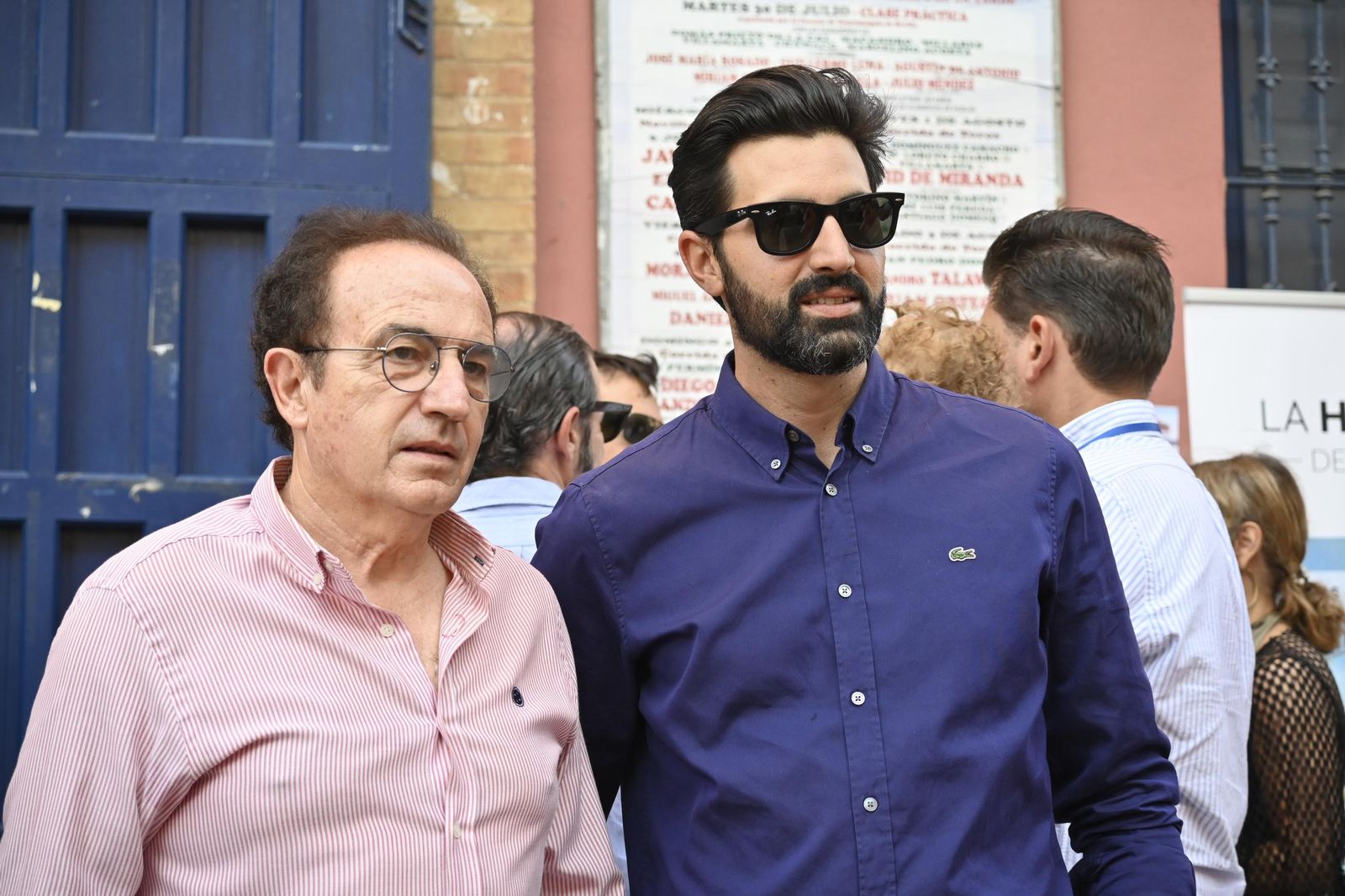 Imágenes de ambiente en el cuarto día de toros en Huelva