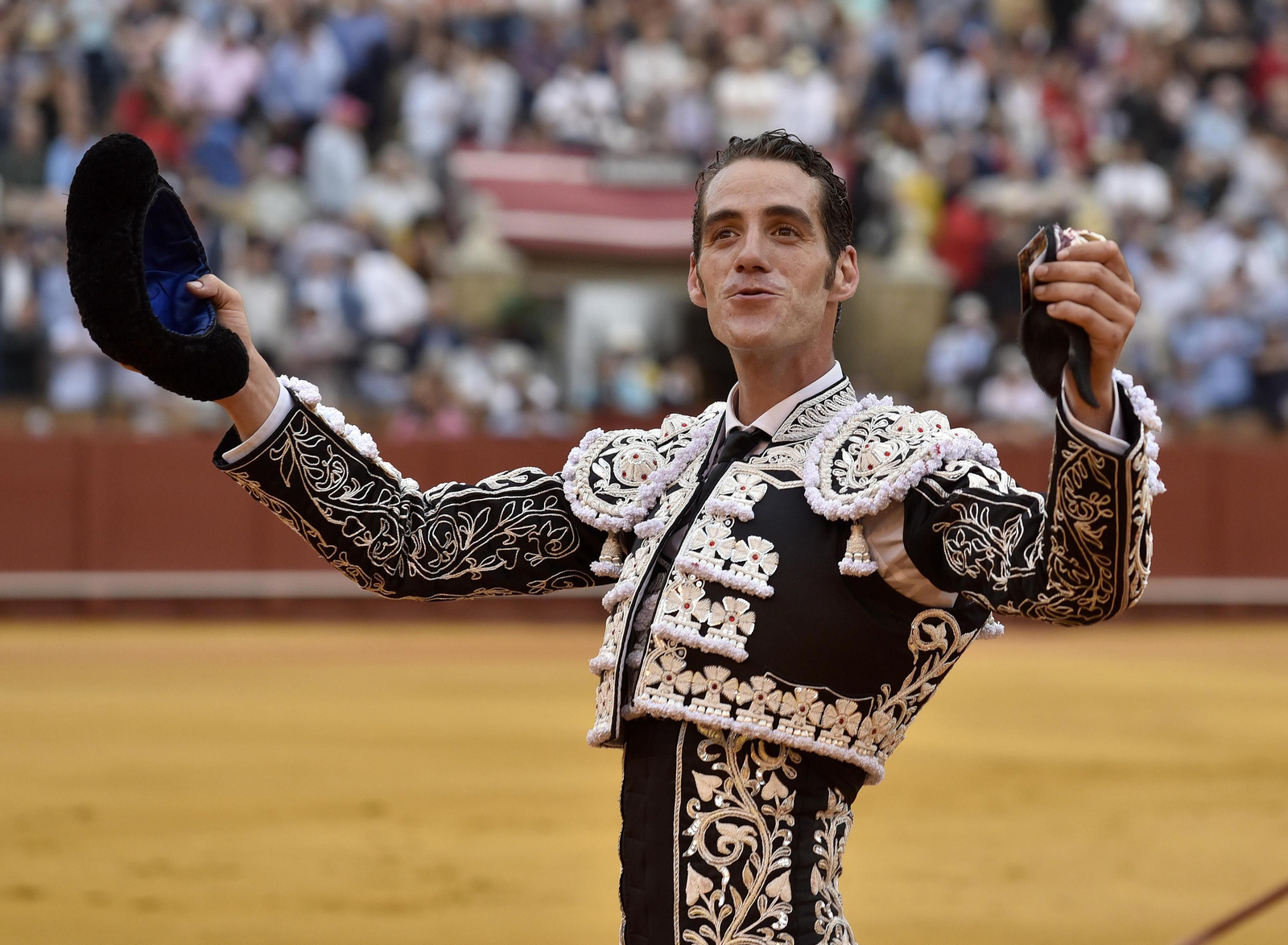 Las imágenes de la 14ª de abono de la Maestranza