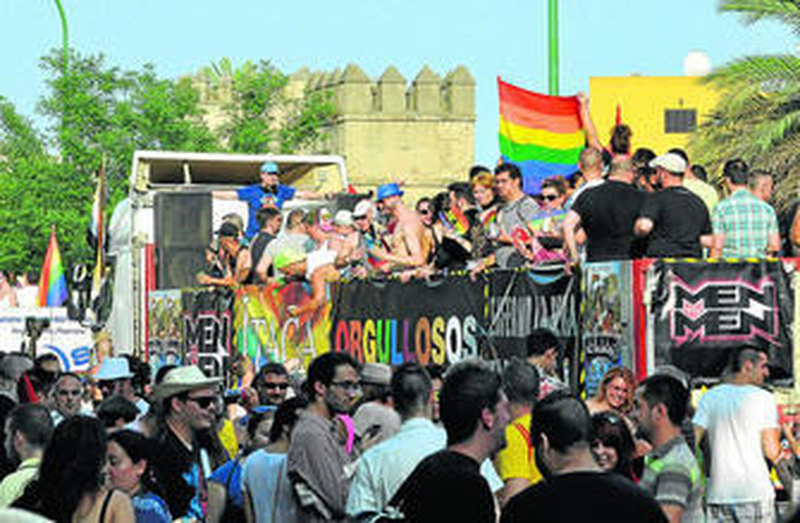 Fachada principal del nuevo Hostel Calatrava Luxury.