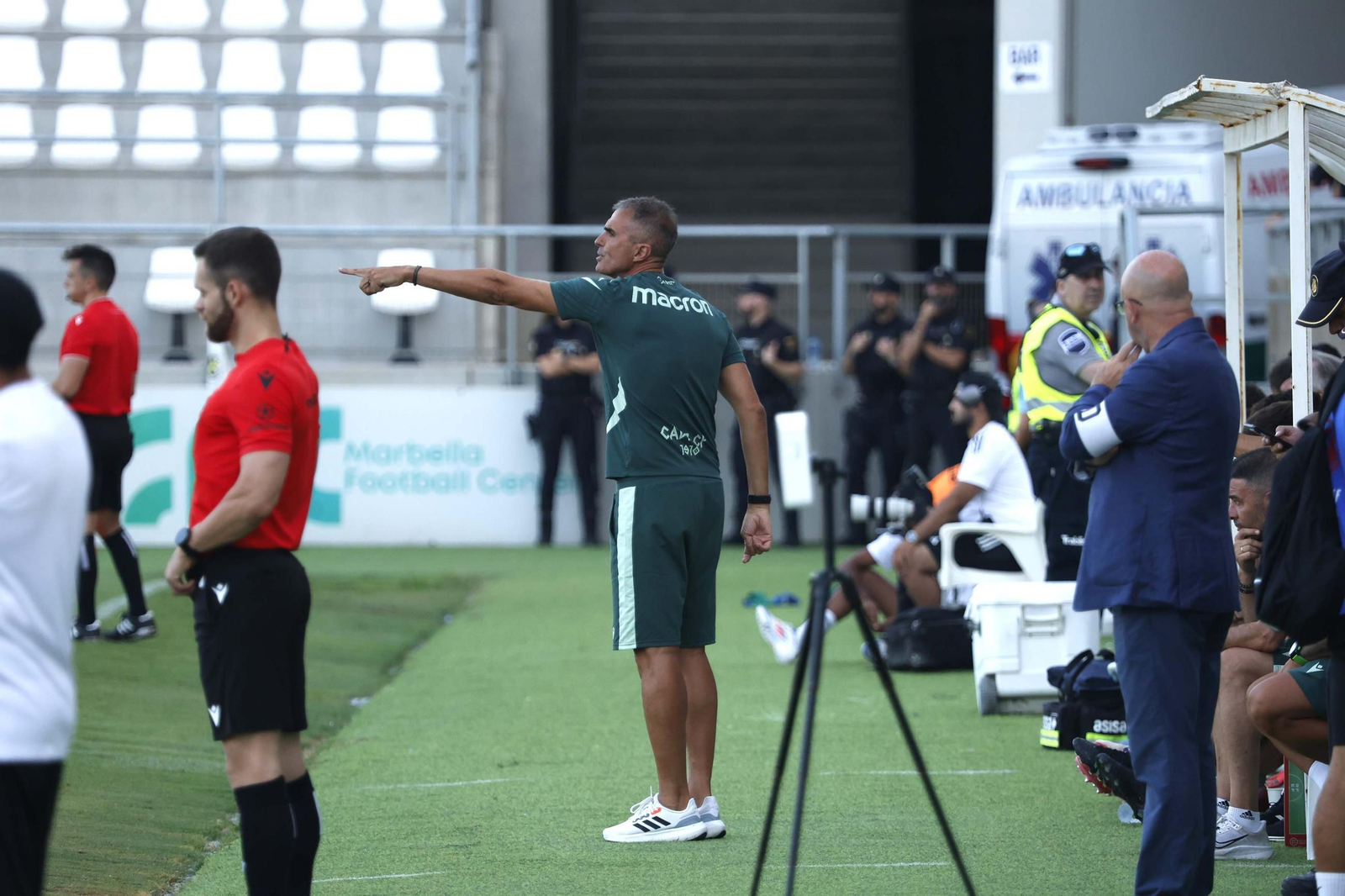 Las fotos del amistoso Cádiz CF - Al Ettifaq de Arabia Saudí en La Línea