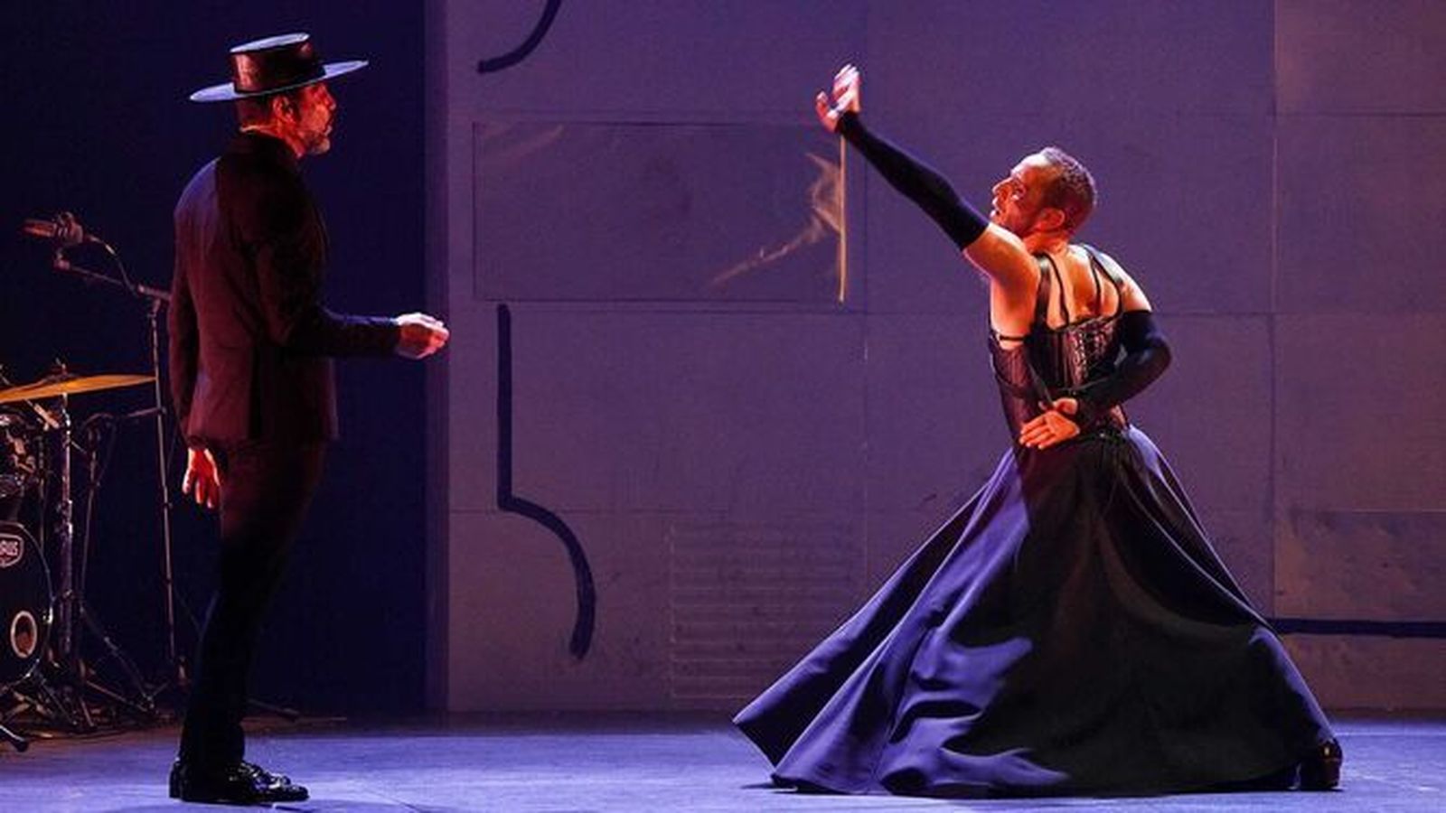 David Carpio y Manuel Liñán en una imagen del espectáculo 'Pie de hierro'.