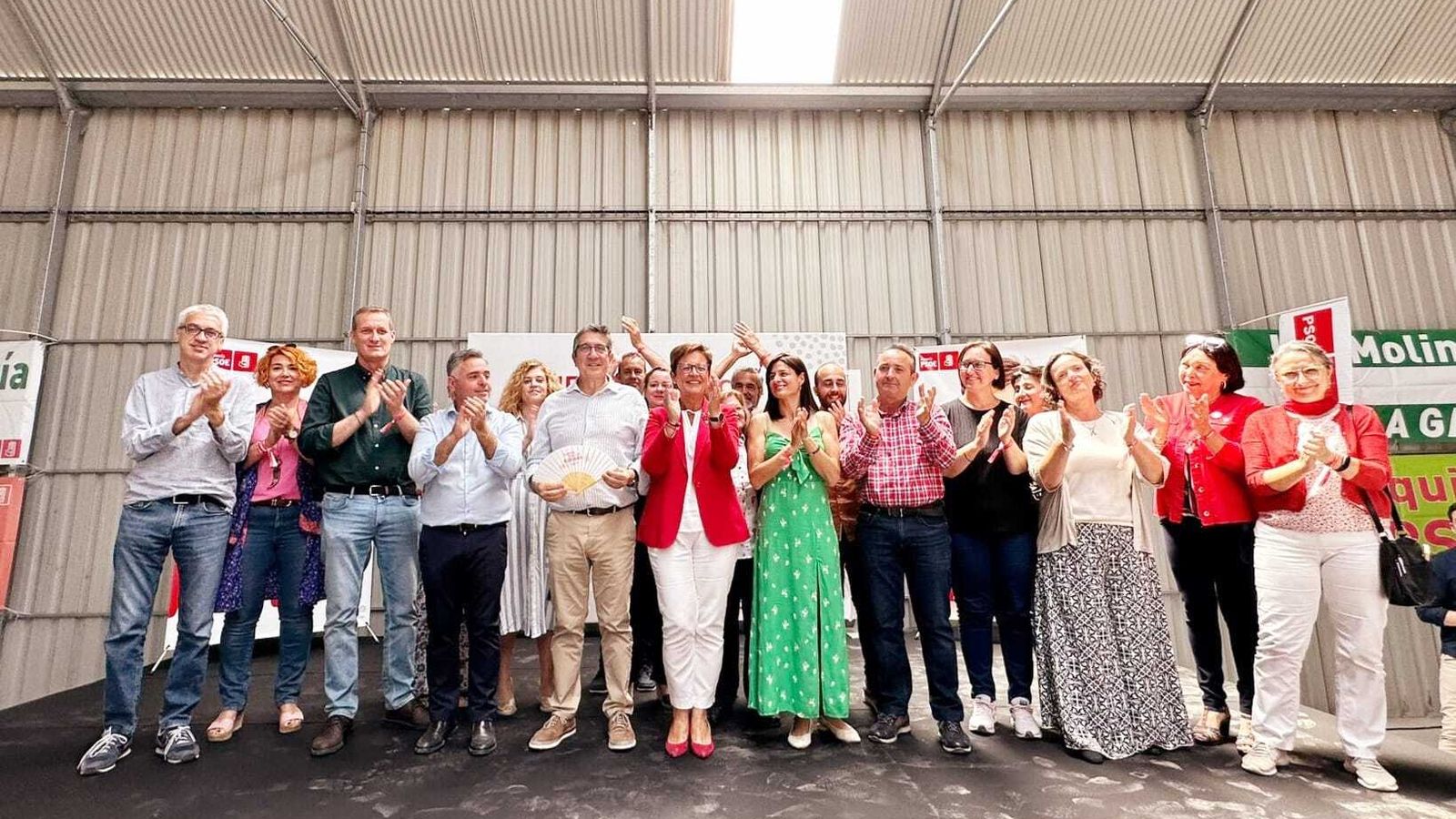 Patxi López acompañó a la candidatura del PSOE de la capital este domingo