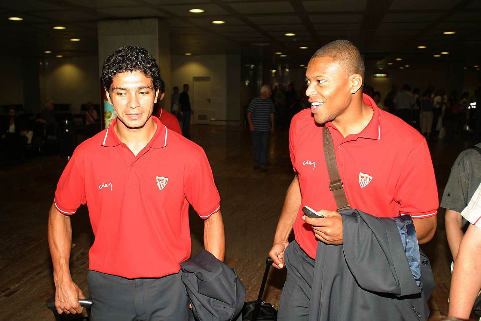 Renato y Julio Baptista viajando desde Sevilla a Barcelona.