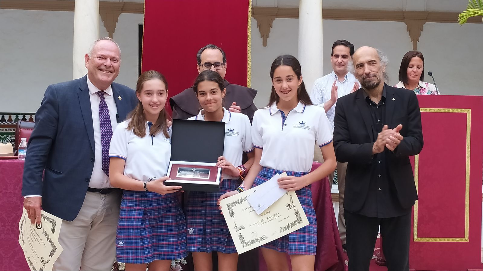 Entrega de premios del certamen Profesor Carlos López.