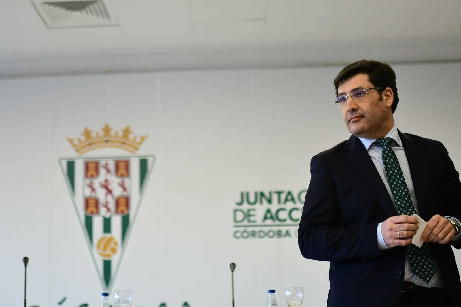 Jesús León, antes de iniciarse la Junta de Accionistas del Córdoba CF.