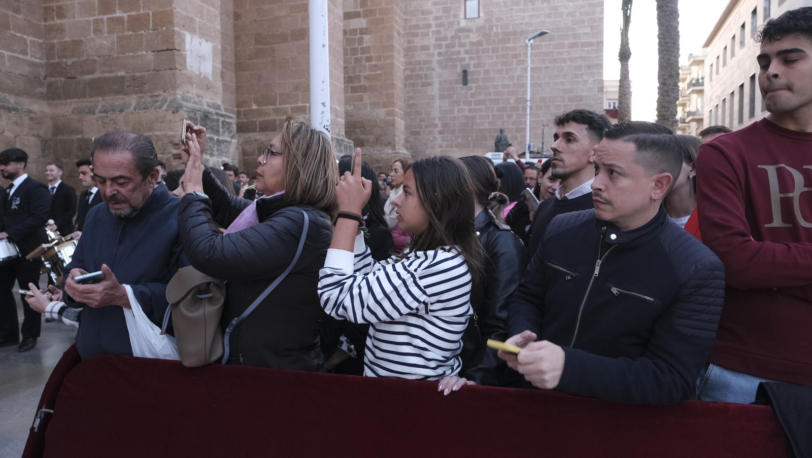 Procesión de Estudiantes en Almería, en imágenes