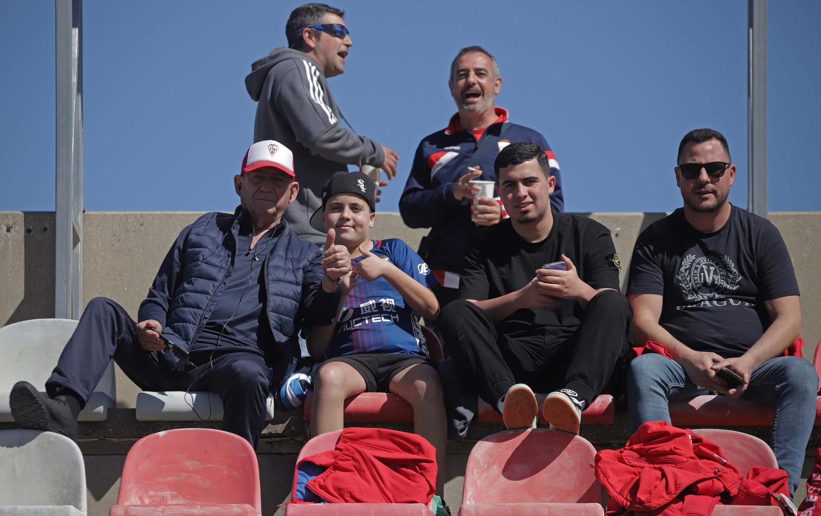 Búscate en el Nuevo Mirador durante el Algeciras CF - Atlético de Madrid B de Primera Federación