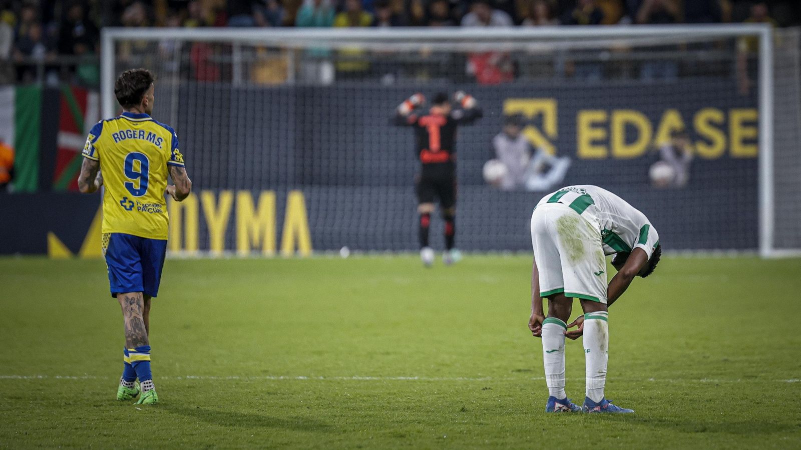 Búscate entre las imágenes del partido de fútbol entre Cádiz CF y Córdoba CF