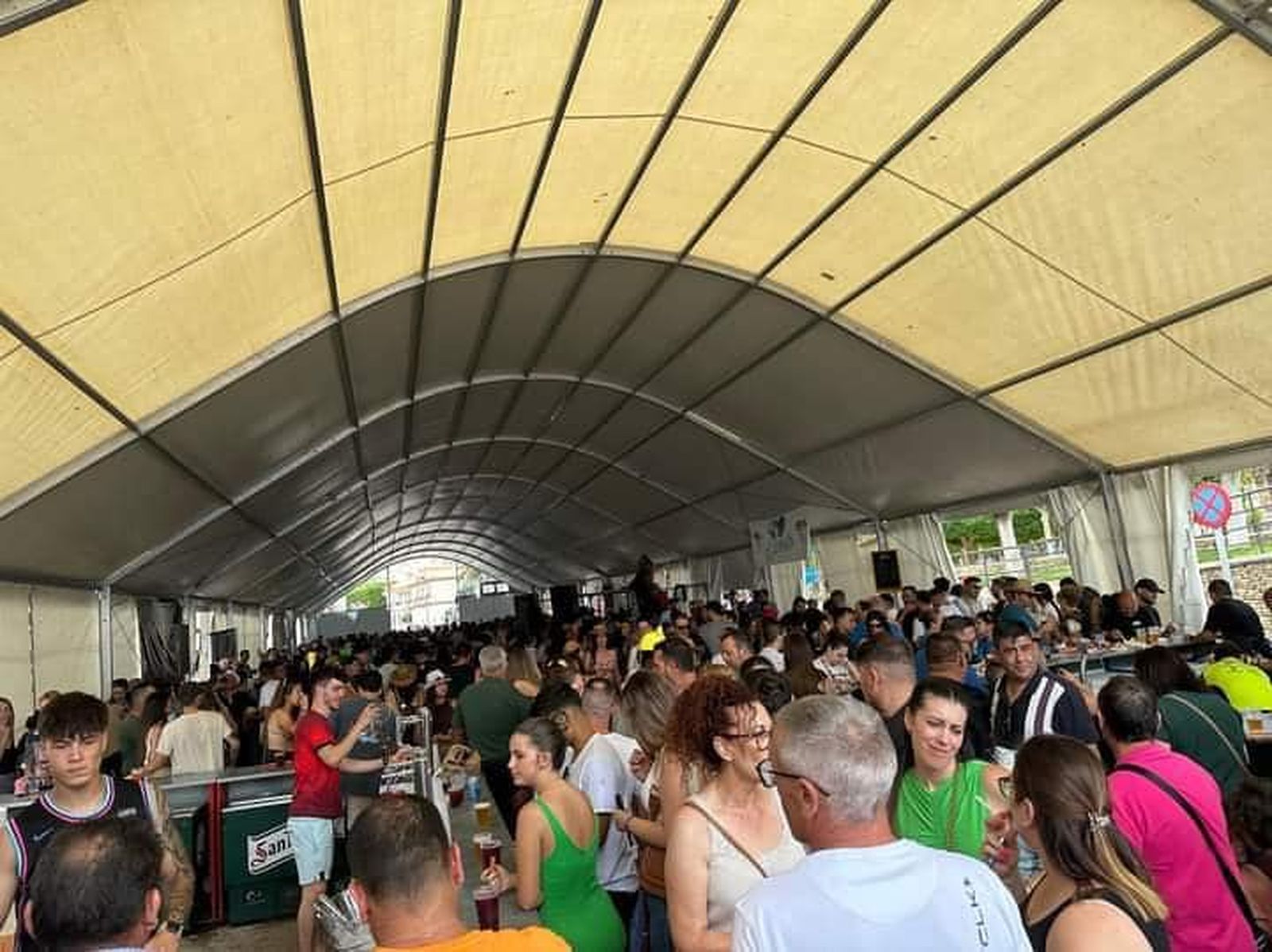 Feria del mediodía durante las Fiestas de San Antonio de Carboneras en años anteriores