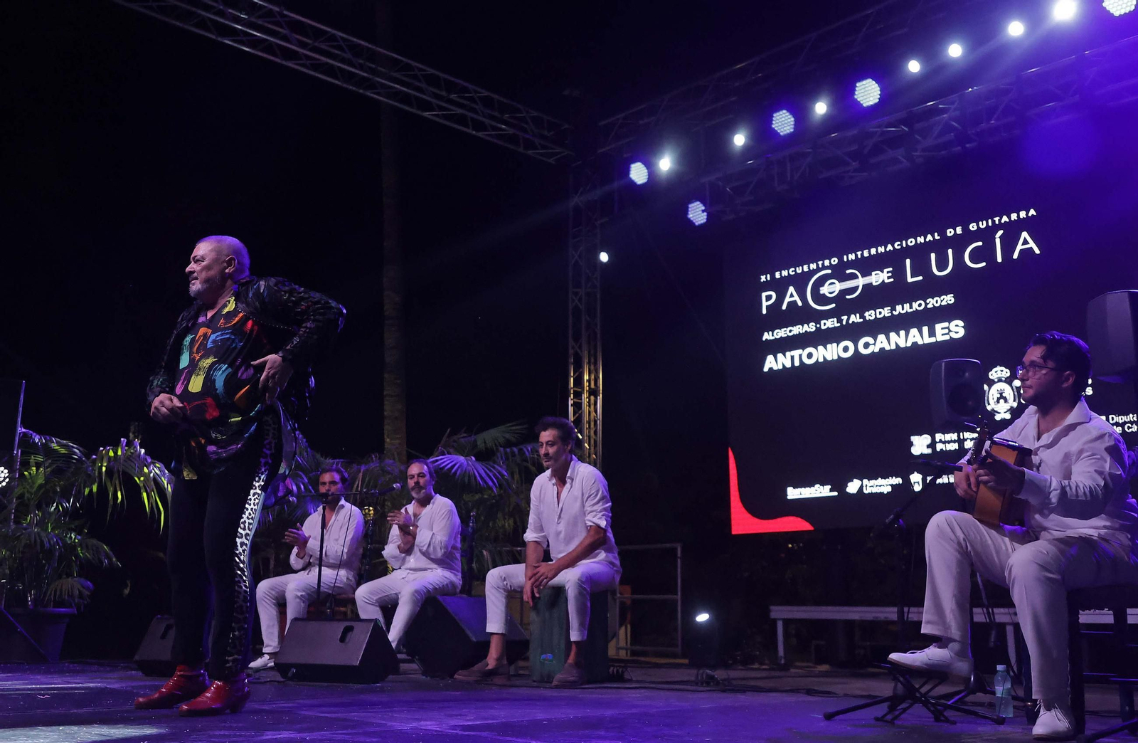 Fotos de la tercera sesión del XI Encuentro Internacional de Guitarra Paco de Lucía en Algeciras: Joni Jiménez y Antonio Canales
