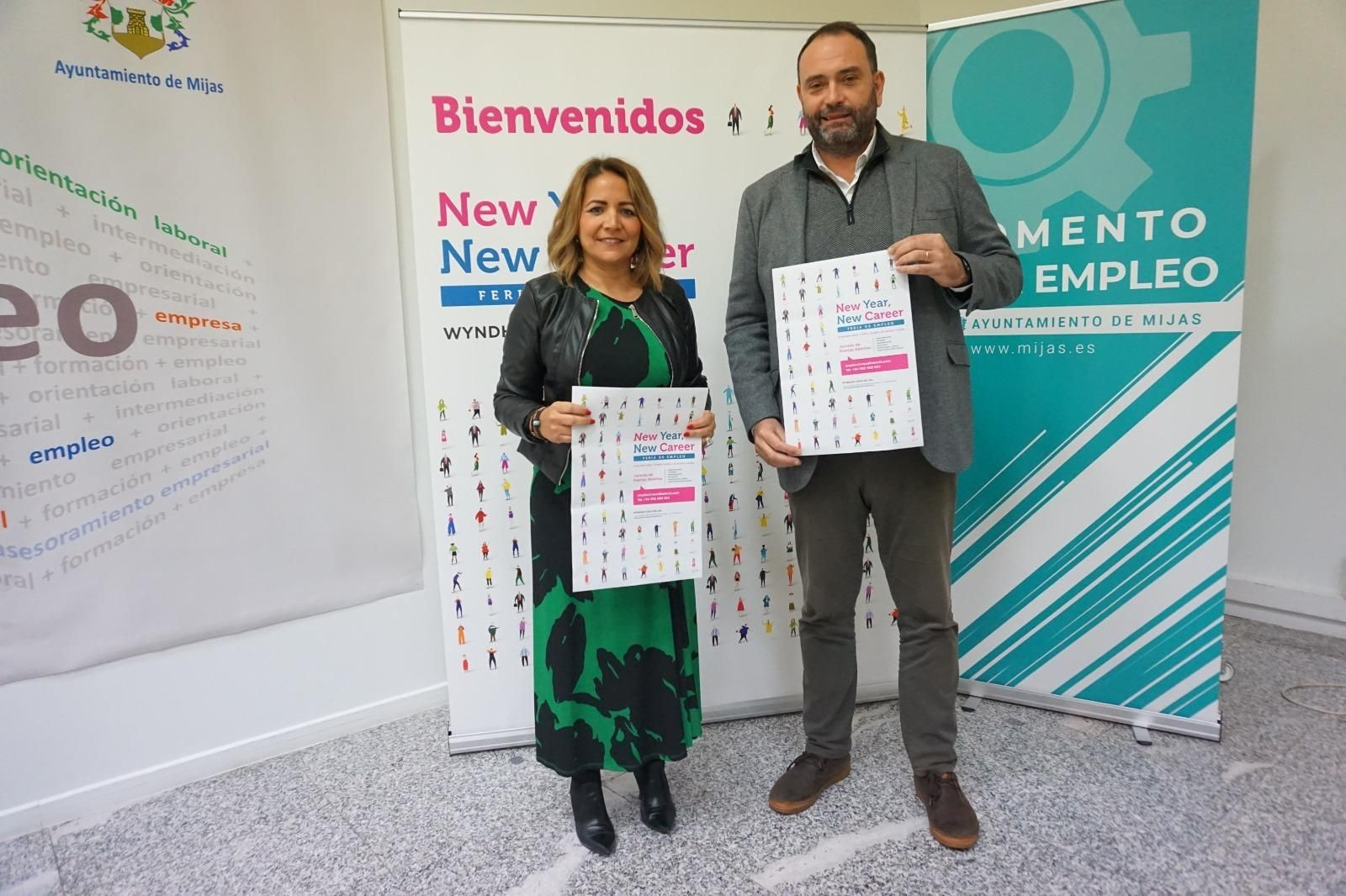 La concejala de Empleo, Laura Moreno, y el director de Recursos Humanos de Wyndham Costa del Sol, Juan Miguel Marcos La concejala de Empleo, Laura Moreno, y el director de Recursos Humanos de Wyndham Costa del Sol, Juan Miguel Marcos