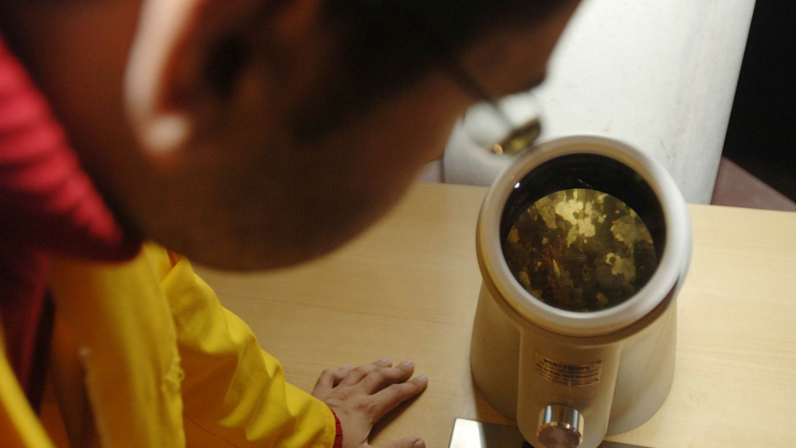 Entre otras actividades, los alumnos de Secundaria, Bachillerato y Ciclos Formativos visitarán los laboratorios y realizarán experimentos.