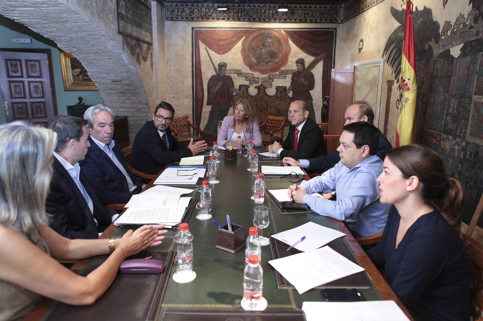 Un momento de la reunión celebrada ayer.