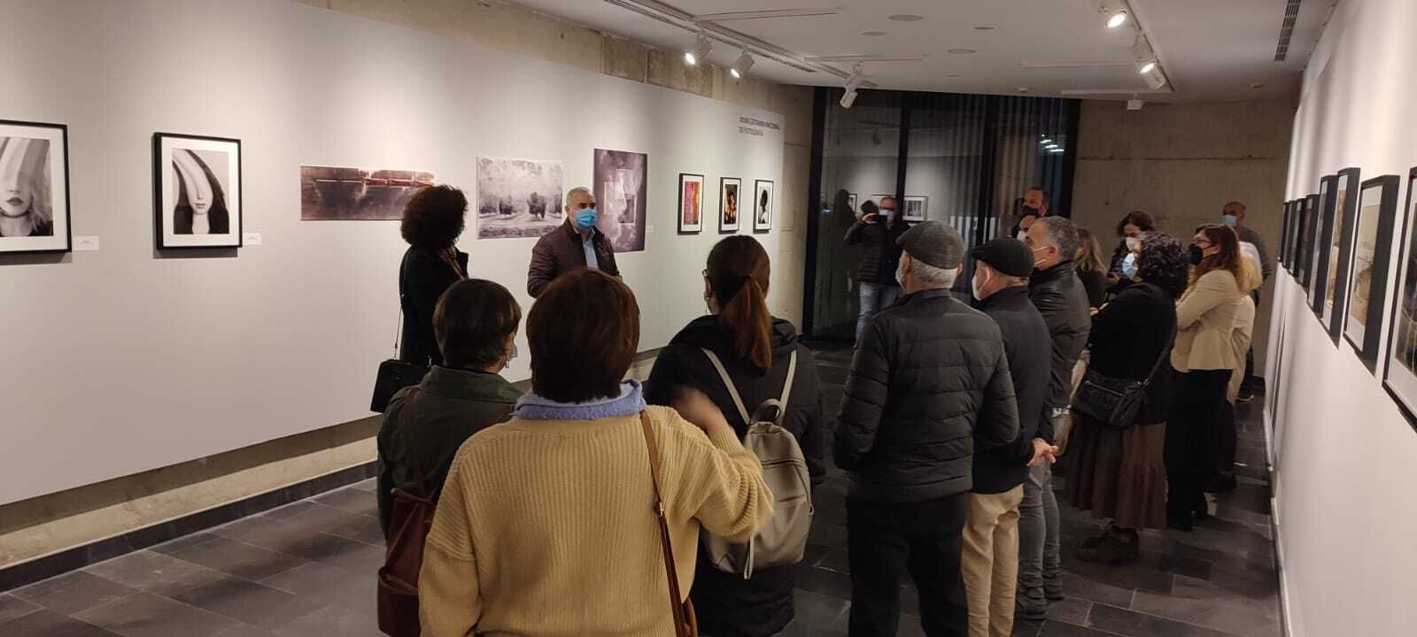 Inauguración de la exposición del XXXIII Certamen Nacional de Fotografía de Gibraleón.
