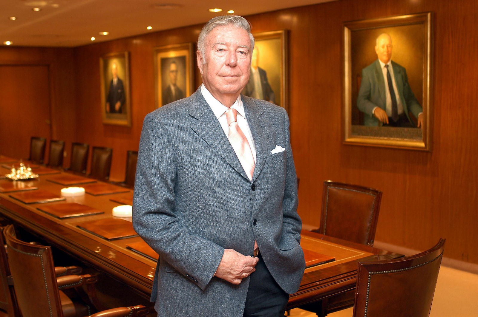 José Luis García Palacios, en la sala de juntas de la sede central de la Caja Rural del Sur.