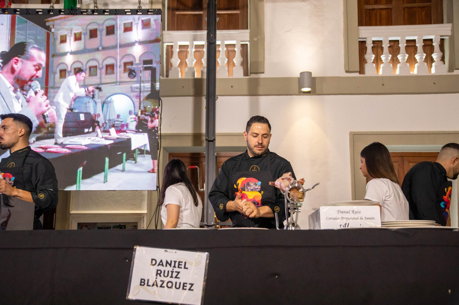 Concurso de cortadores de jamón en Serón, en imágenes