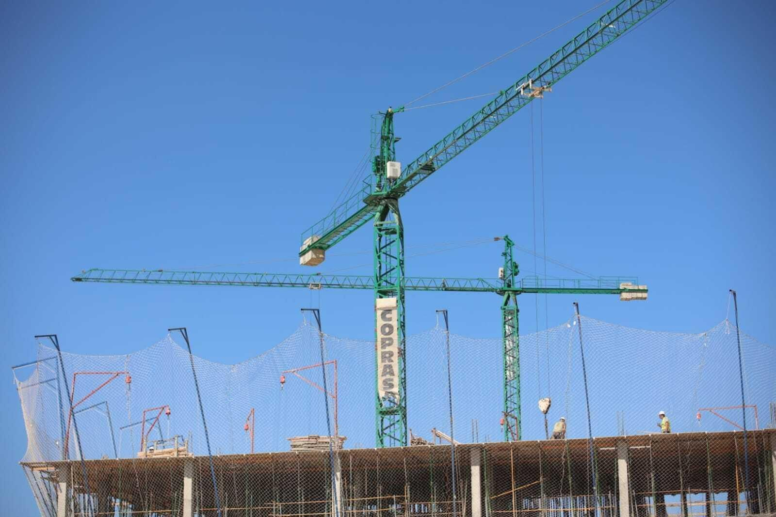 Construcción de un edificio en Jerez.
