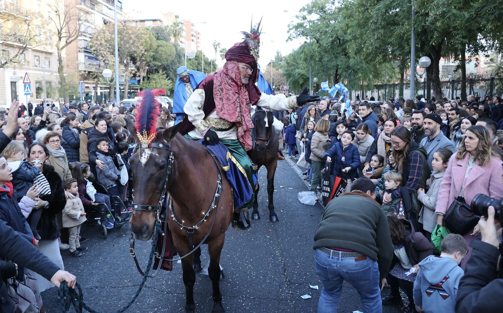 Las fotos del Heraldo de los Reyes Magos en Nervión