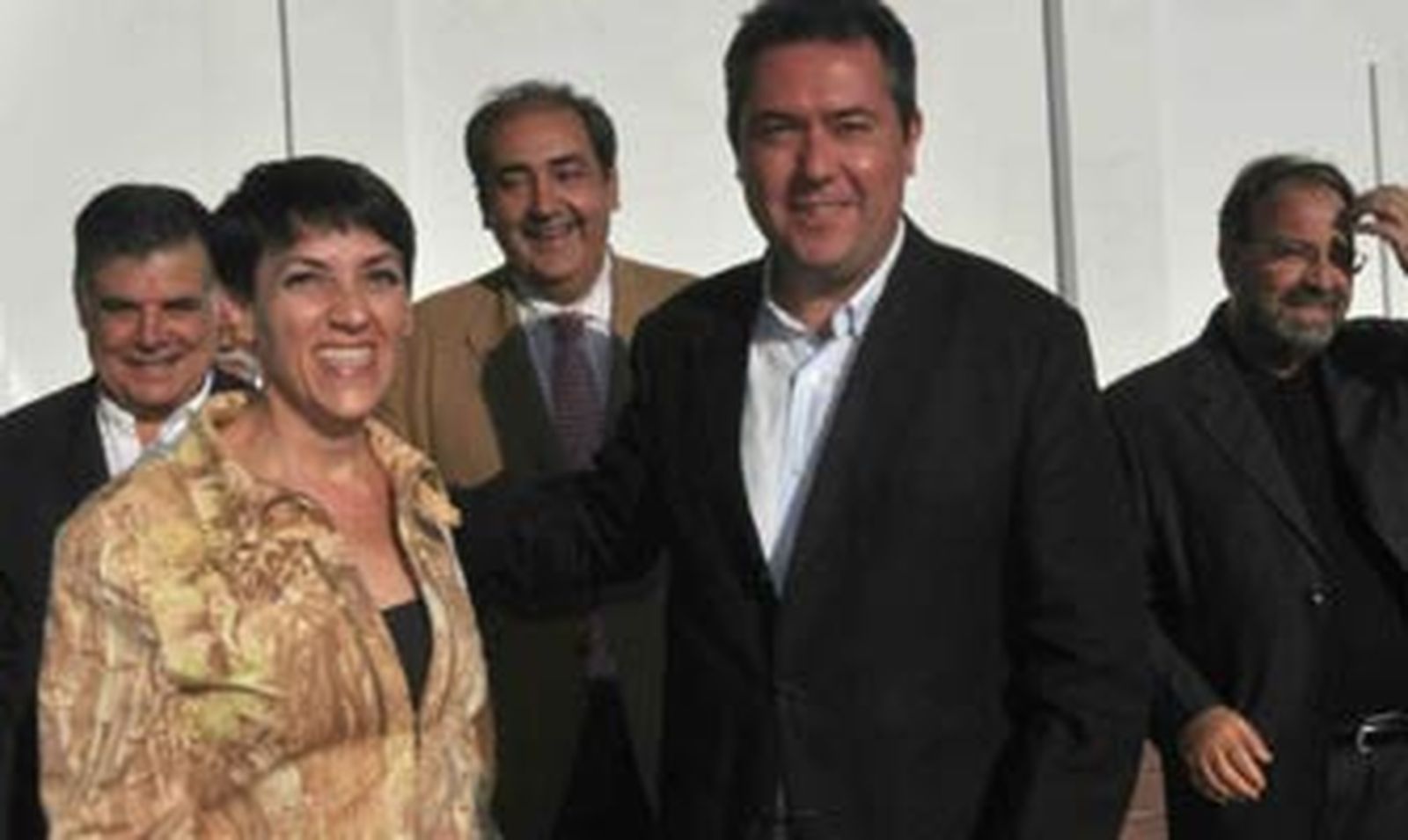 La Ejecutiva del PSOE aprueba por unanimidad proponer a Espadas como candidato a la Alcaldía