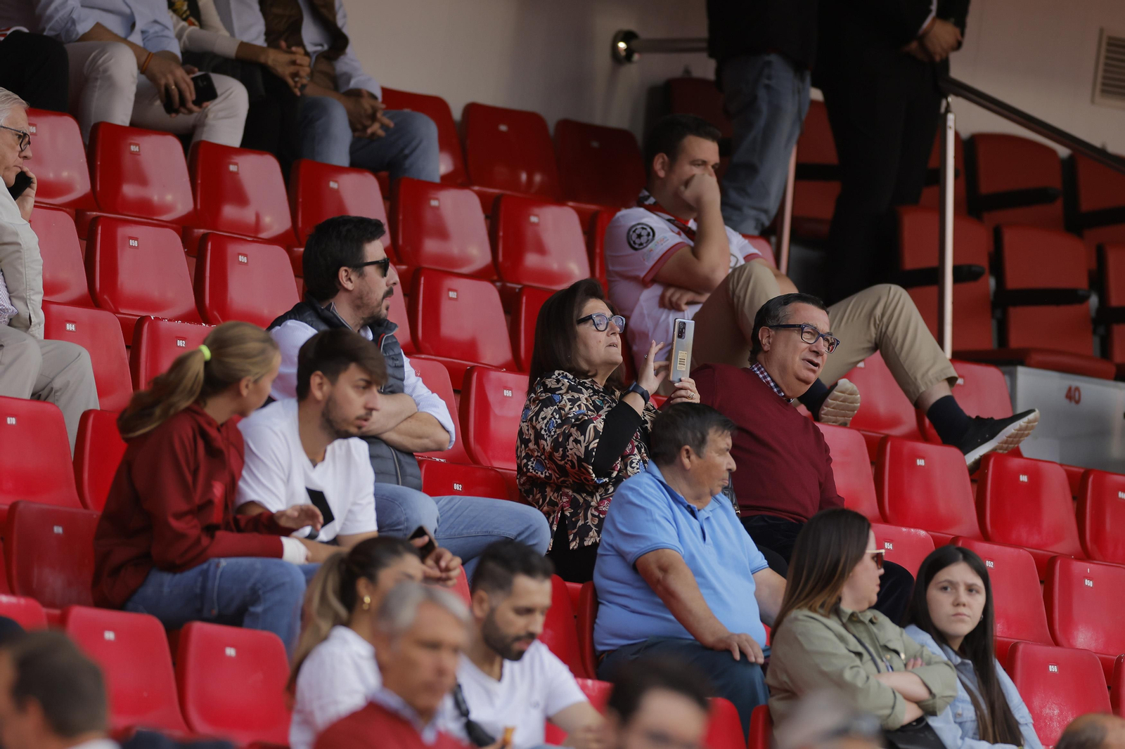 Búscate en las fotos del Sevilla-Madrid