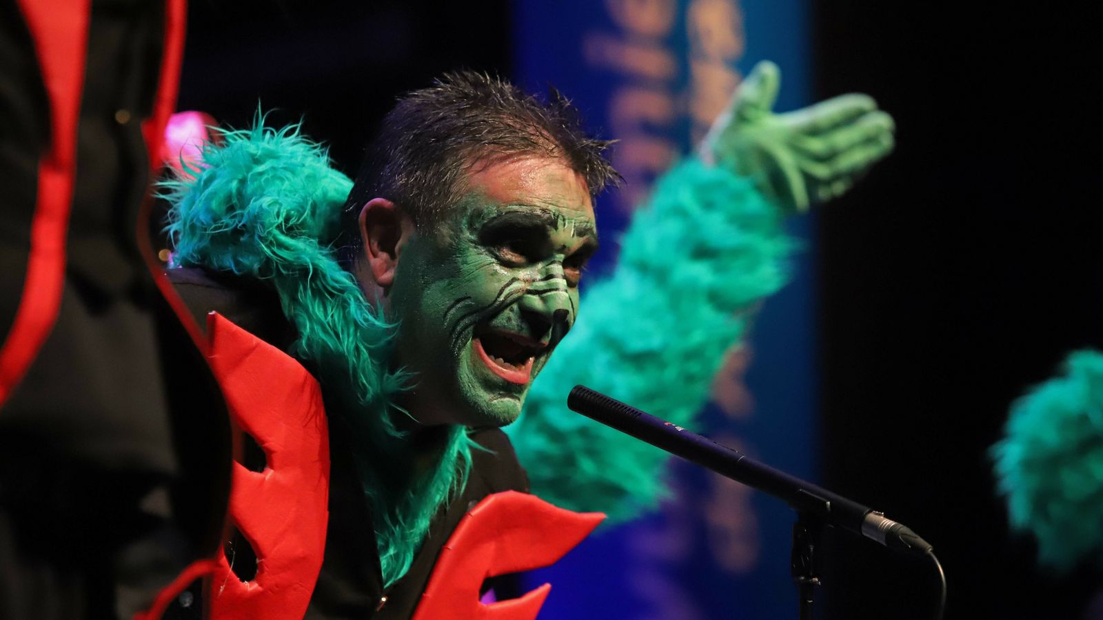 El Gring 'Pesadilla antes de Carnaval'. Chirigota de La Línea