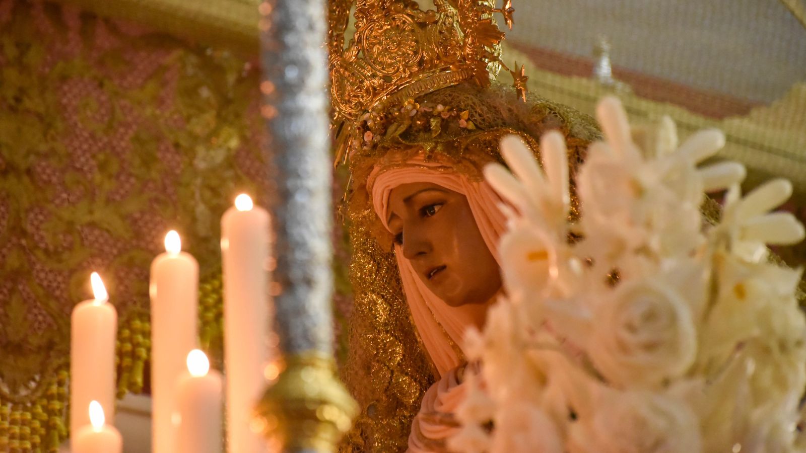 Oración de vísperas e imposición de medallas de los Salesianos de La Línea